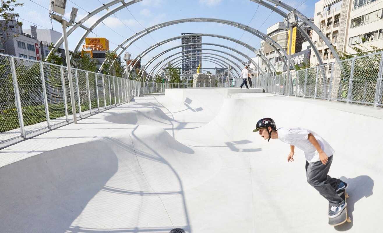 SHIBUYAKURITSU\
MIYASHITA PARK
